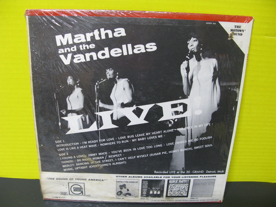 Martha and the Vandellas Live!