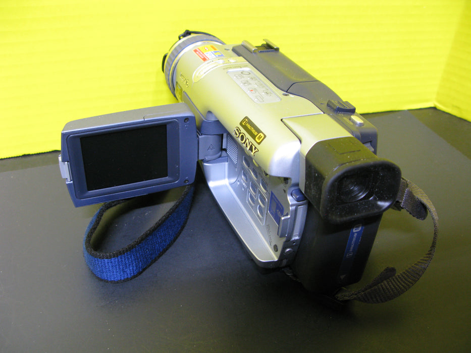 Sony Digital Handy-cam Video Camera Recorder Digital 8