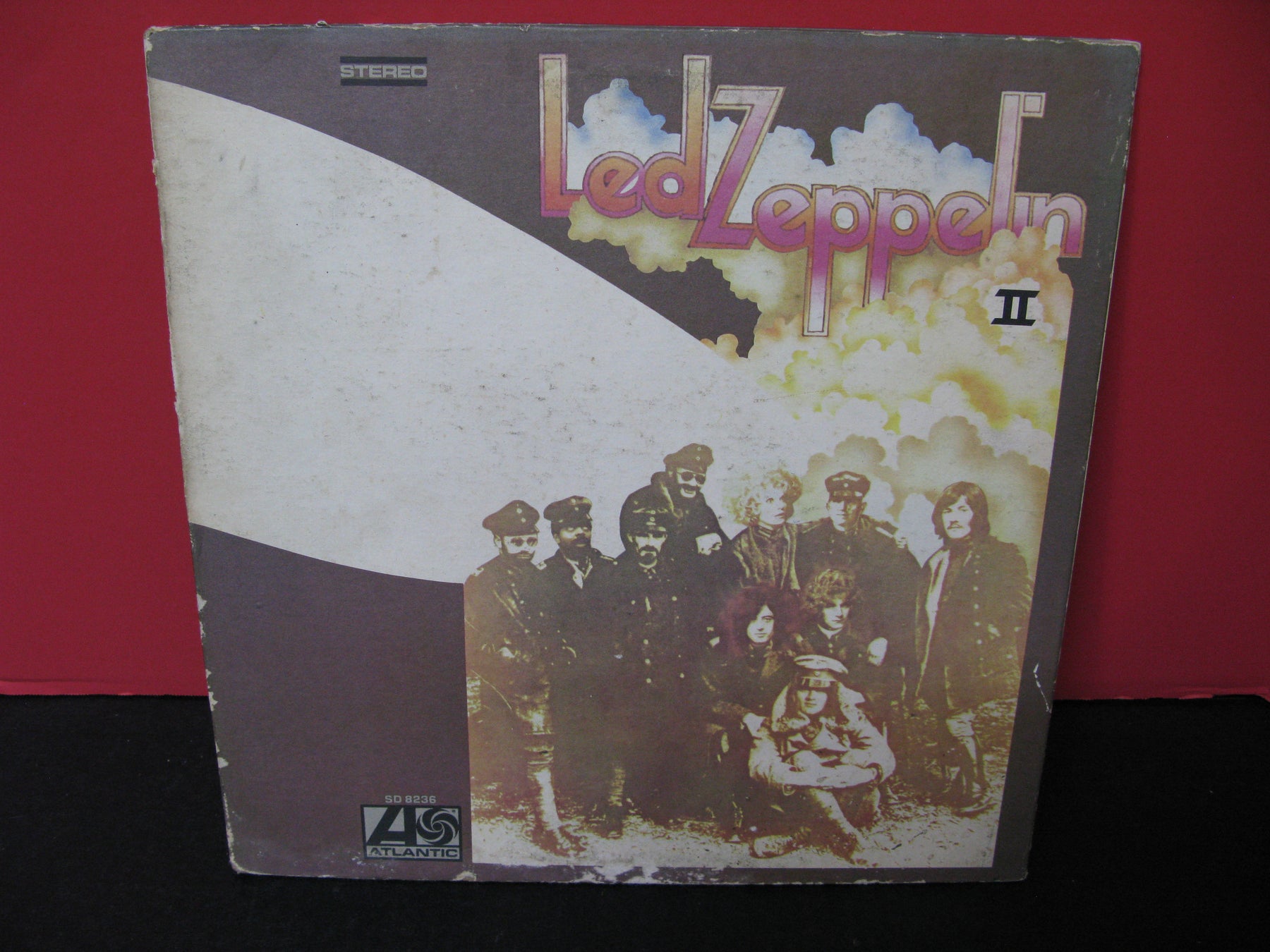 Led Zeppelin II-Vinyl Record
