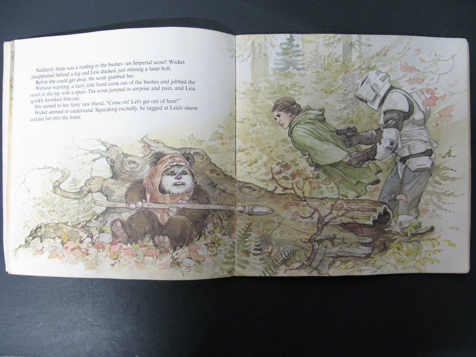 Star Wars Return of the Jedi - The Ewoks Join the Fight Book