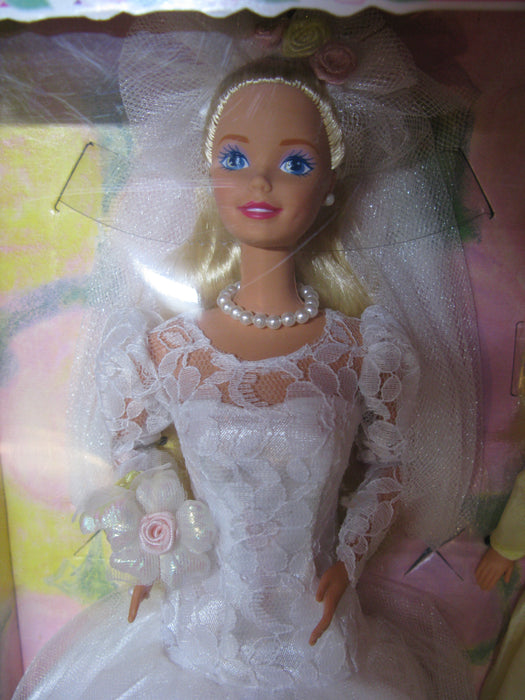 Wedding Party Barbie Deluxe Set