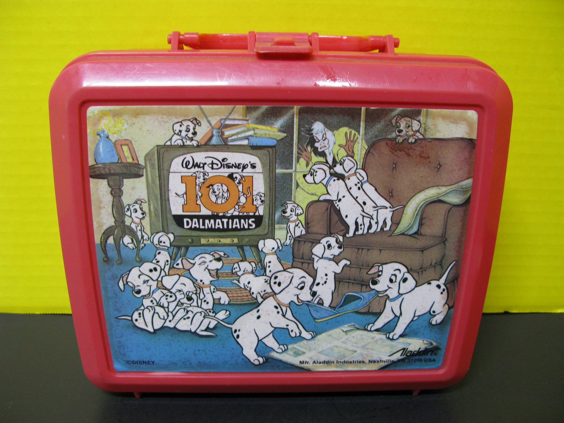 Walt Disney's 101 Dalmatians Plastic Lunchbox and Thermos