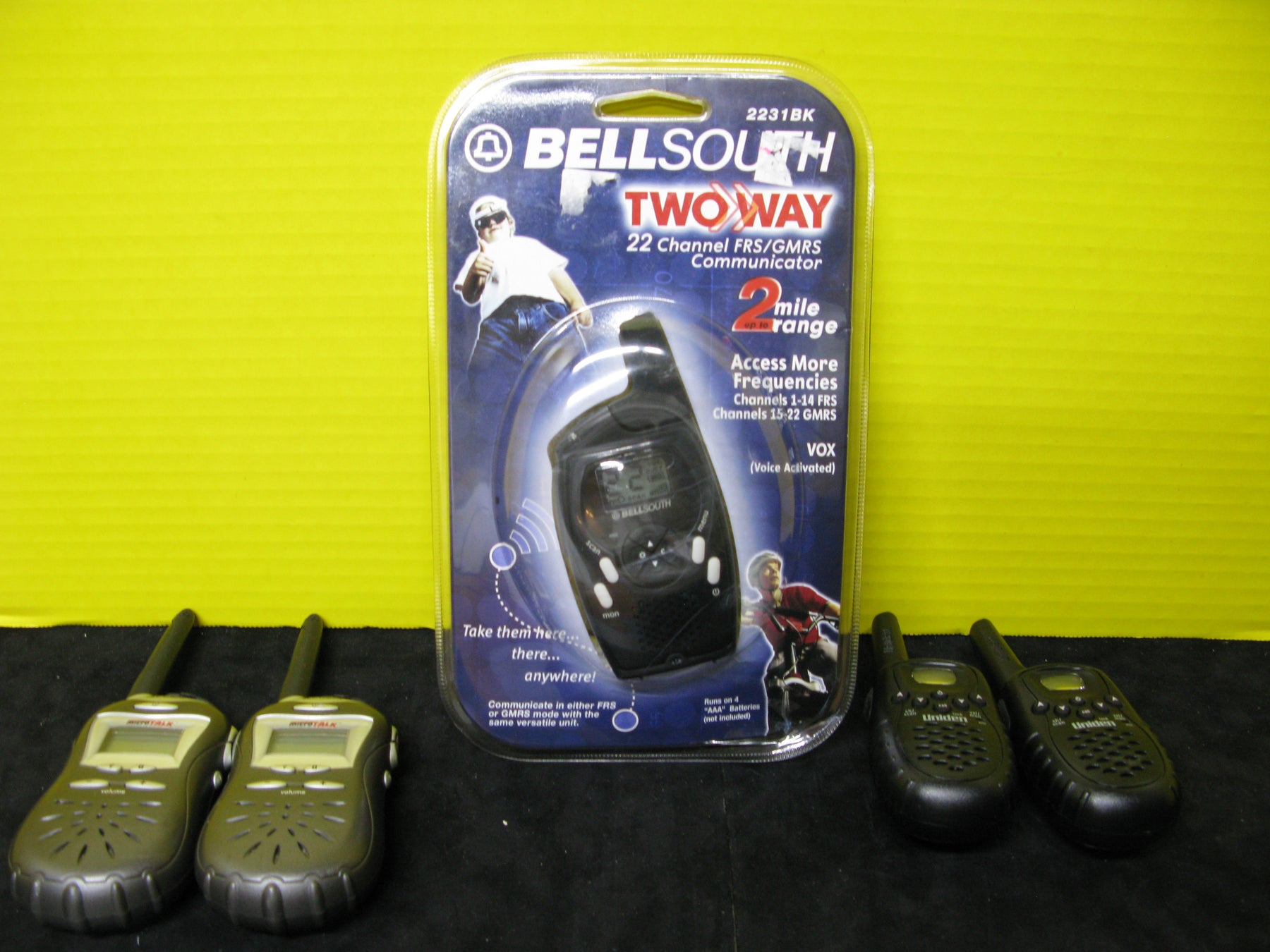 BellSouth Two-Way Communicator And Two Sets of Walkie-Talkies