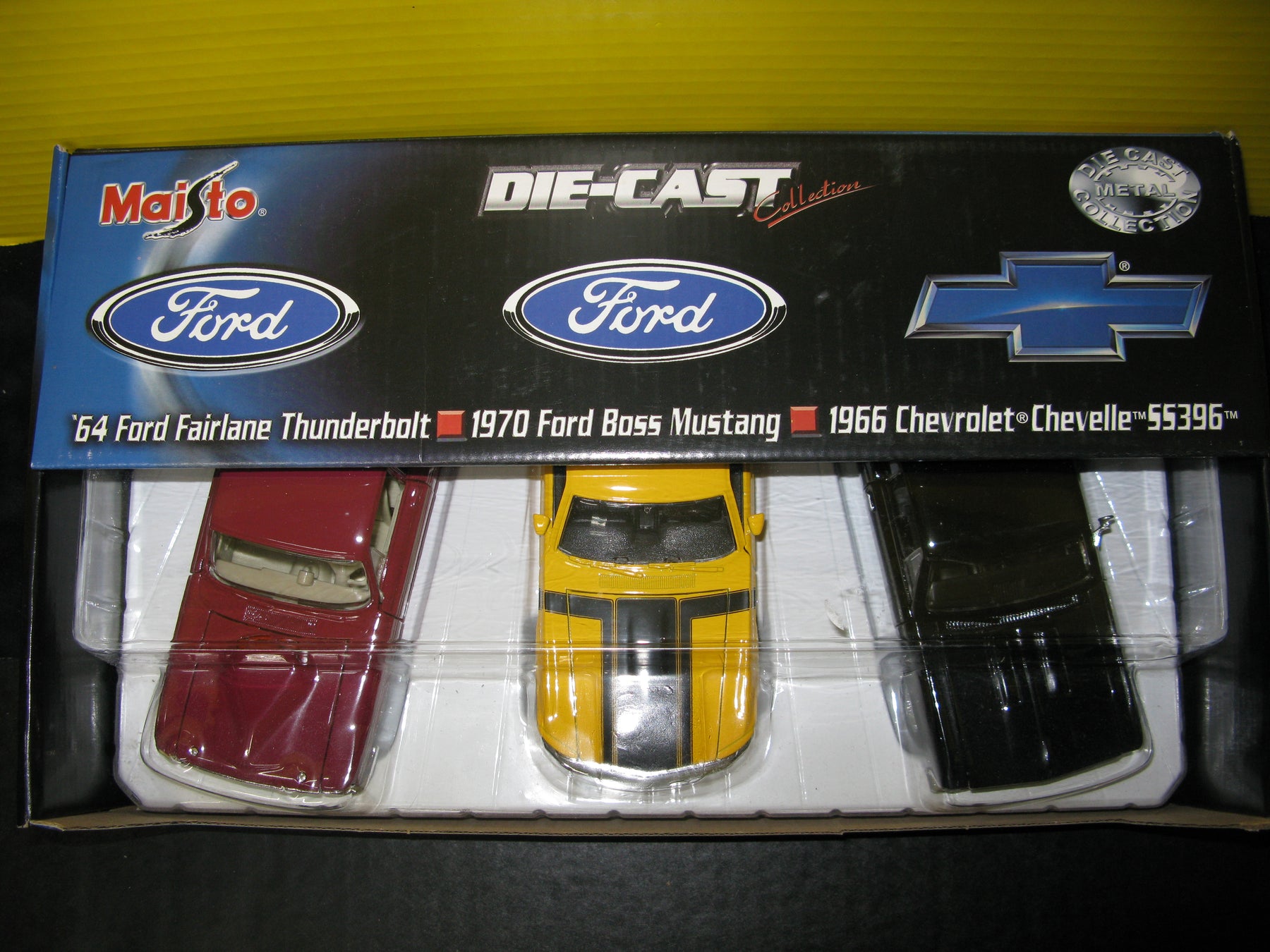 Set of 3 Maisto Ford Die-Cast Metal Collection