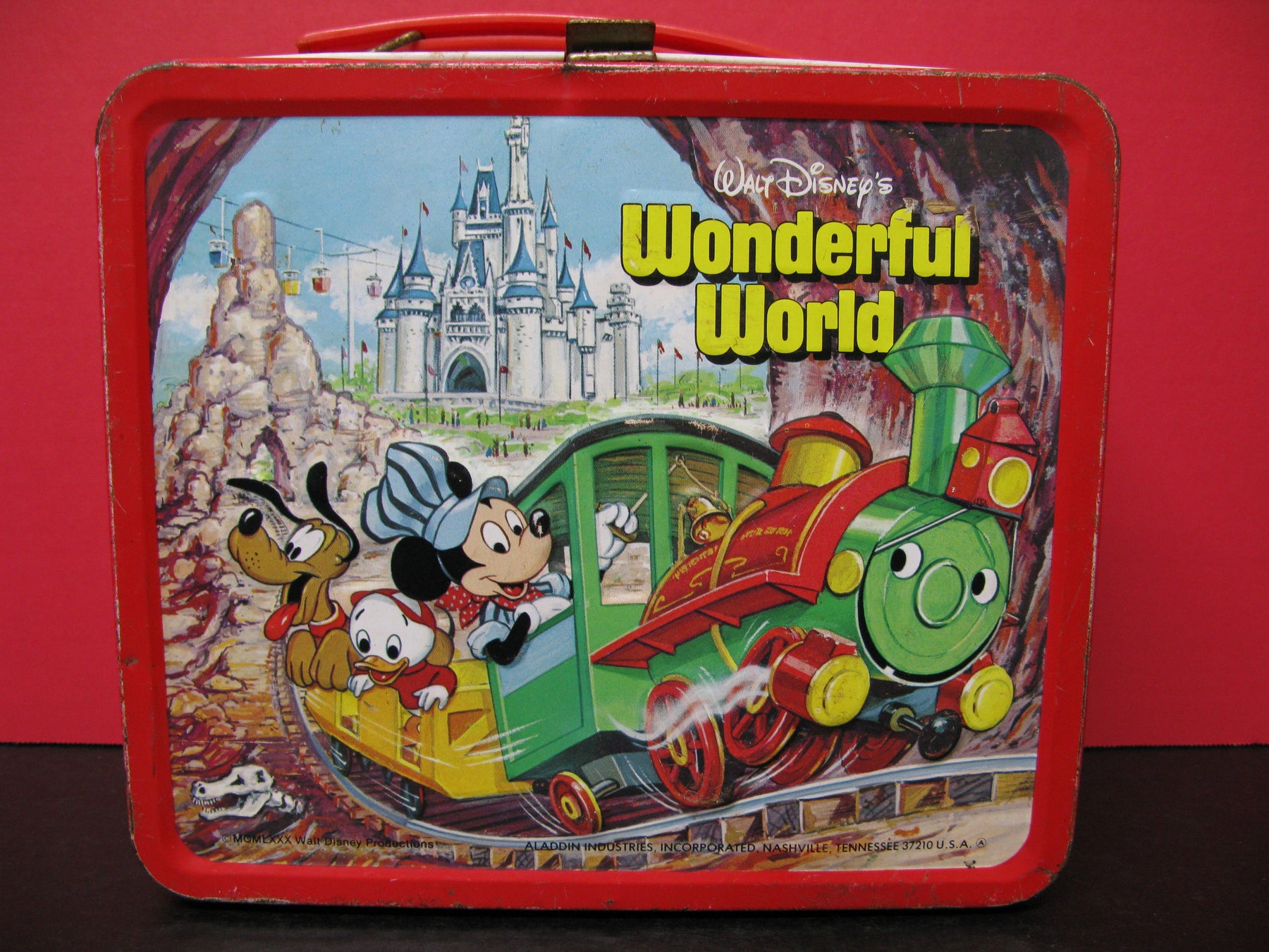 Walt Disney's Wonderful World Vintage Lunch Box with Drink Holder