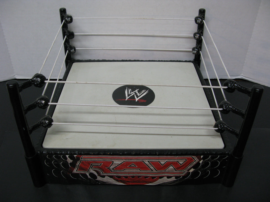 Wrestling Stadium with 7 Action Figures