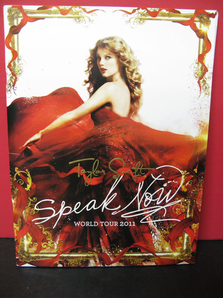 Taylor Swift Speak Now World Tour 2011 Book