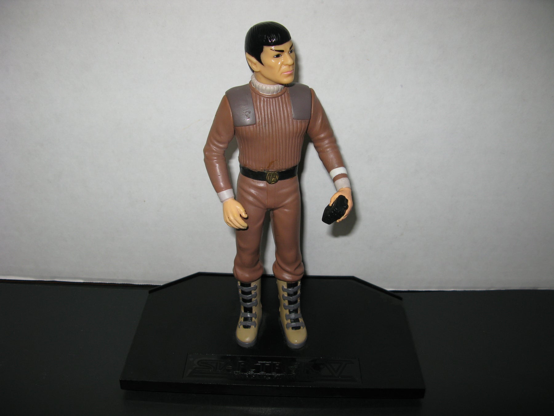 Star Trek V The Final Frontier- Mr.Spock Figure With Base