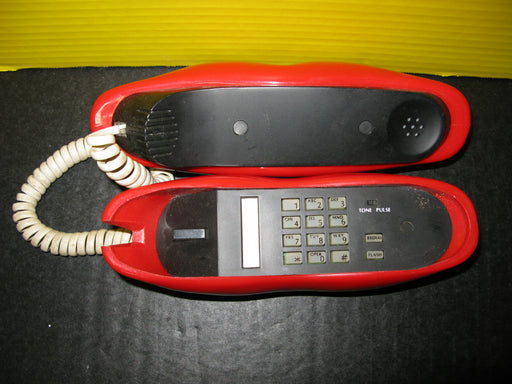 Vintage Red Lips Telephone