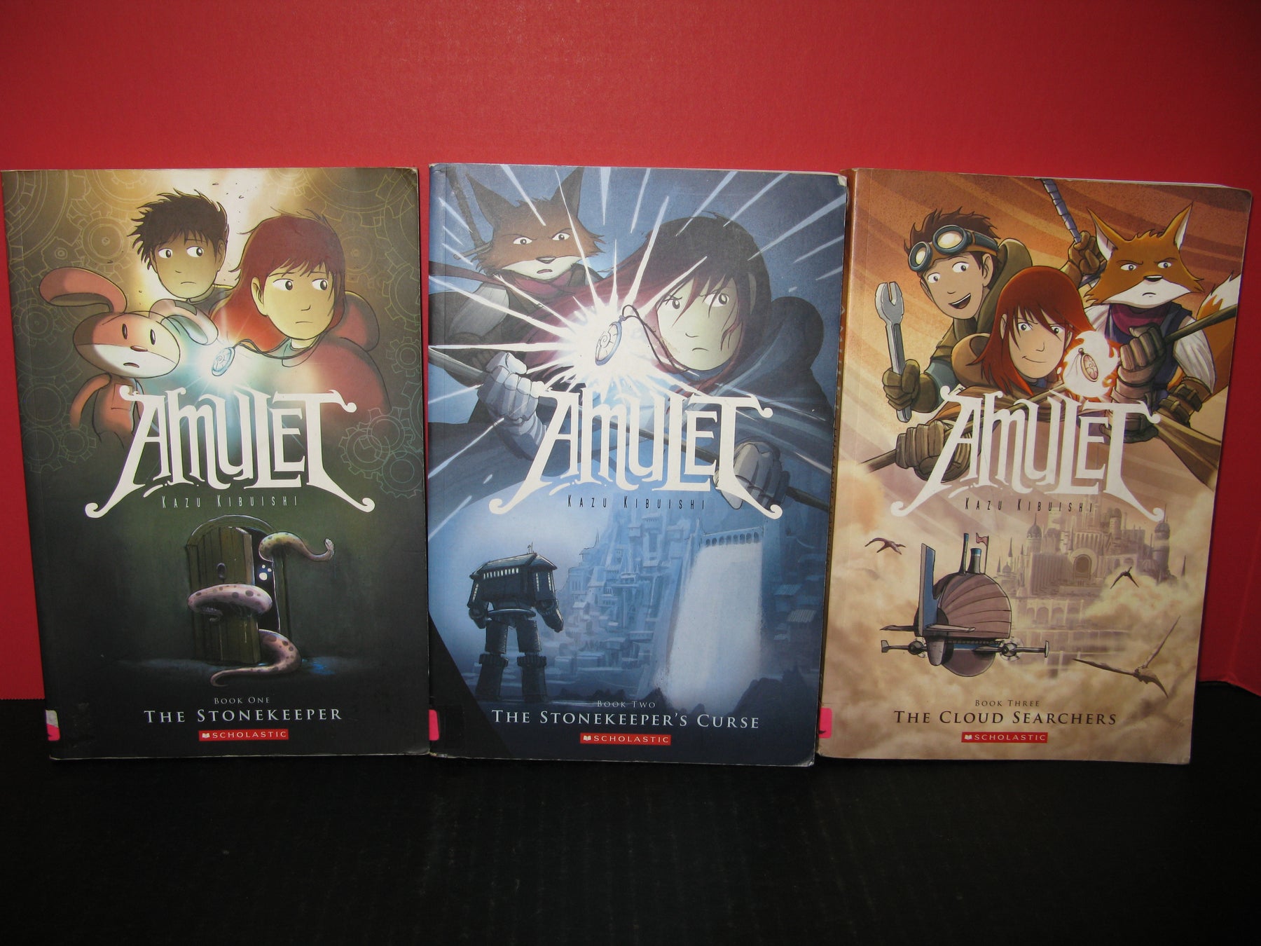 Amulet by Kazu Kibuishi Book 1-3