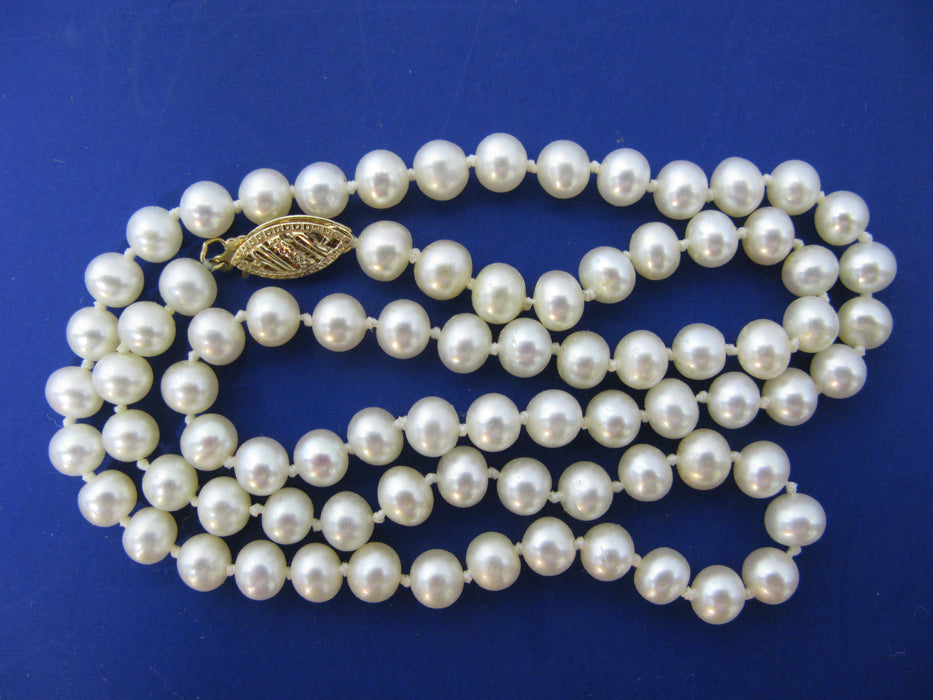 14k Clasp Pearl Necklace