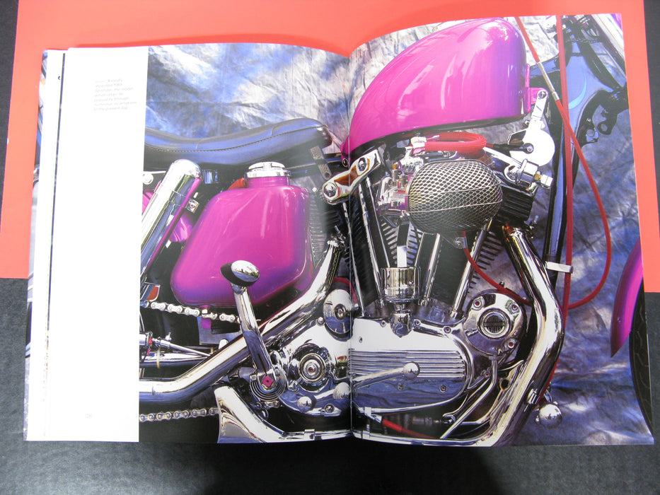 Harley-Davidson:An Illustrated History by Shaun Barrington
