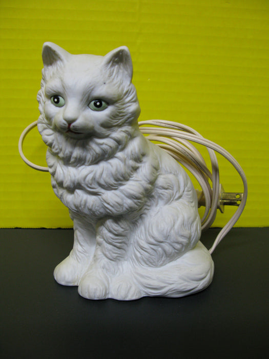 Little White Cat Lamp