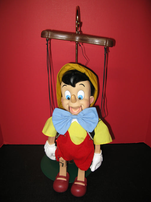 Disney Classics-Pinocchio Puppet