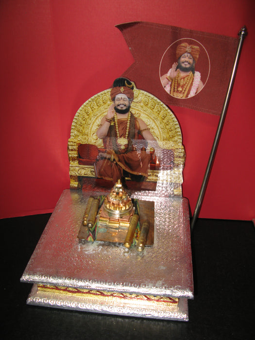 2 Mahila Displays with Treasure box